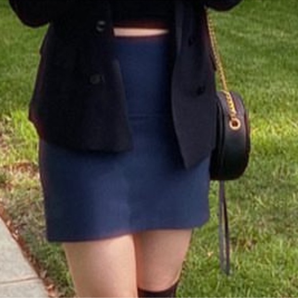 Prada Italy Dark Navy  Classic Pensil Midi Skirt Size EU 38, US 6 - Picture 15 of 15